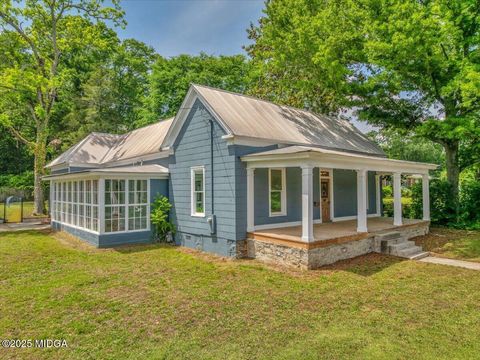 1128 Milstead Avenue NE Conyers GA 30012