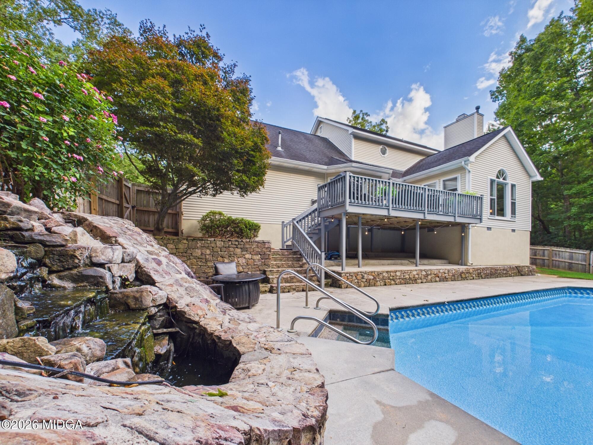 206 Huntington Court