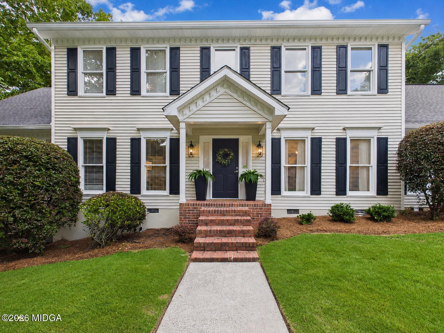 206 Huntington Court