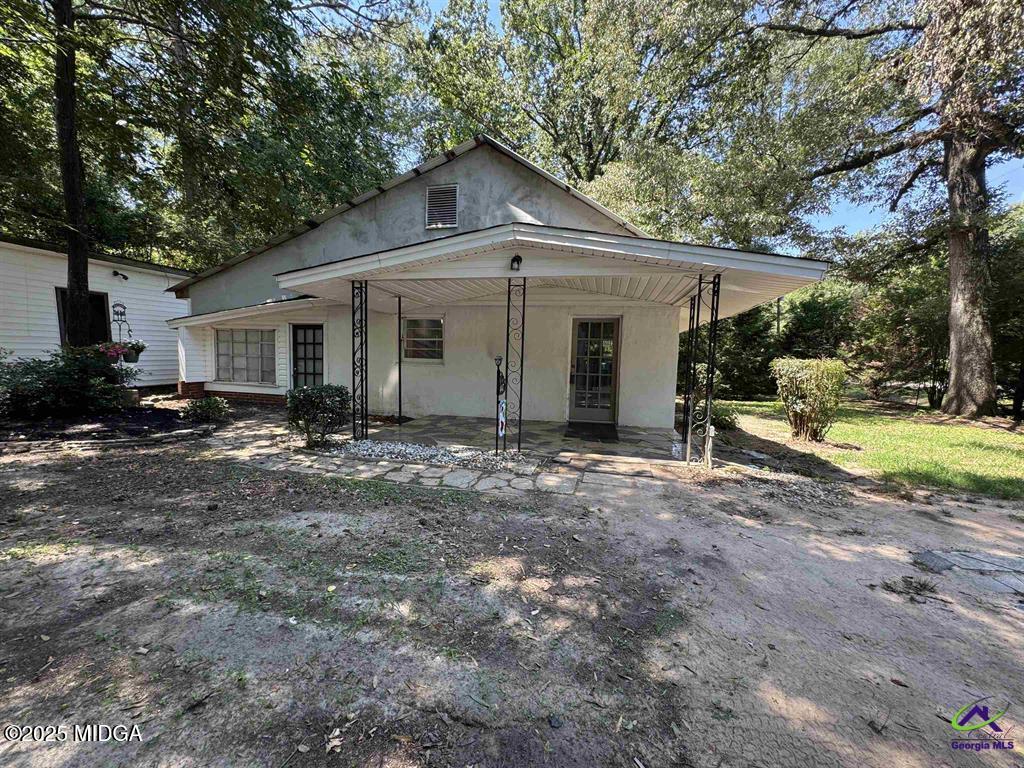 447 Hillside Lane