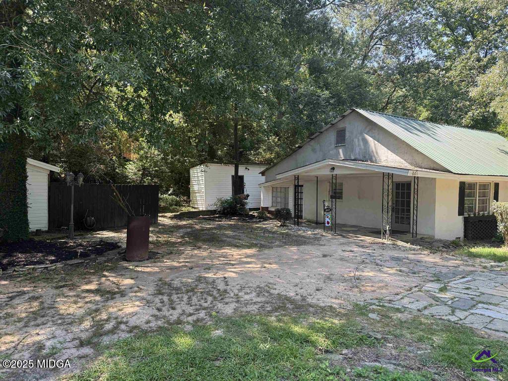 447 Hillside Lane