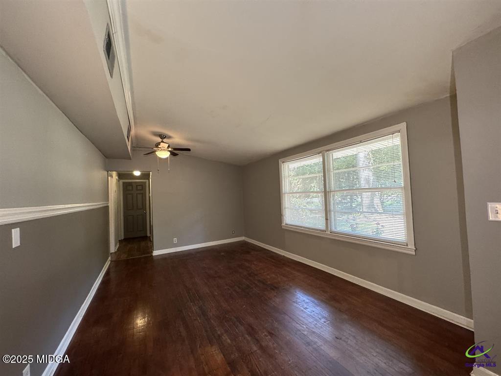 447 Hillside Lane