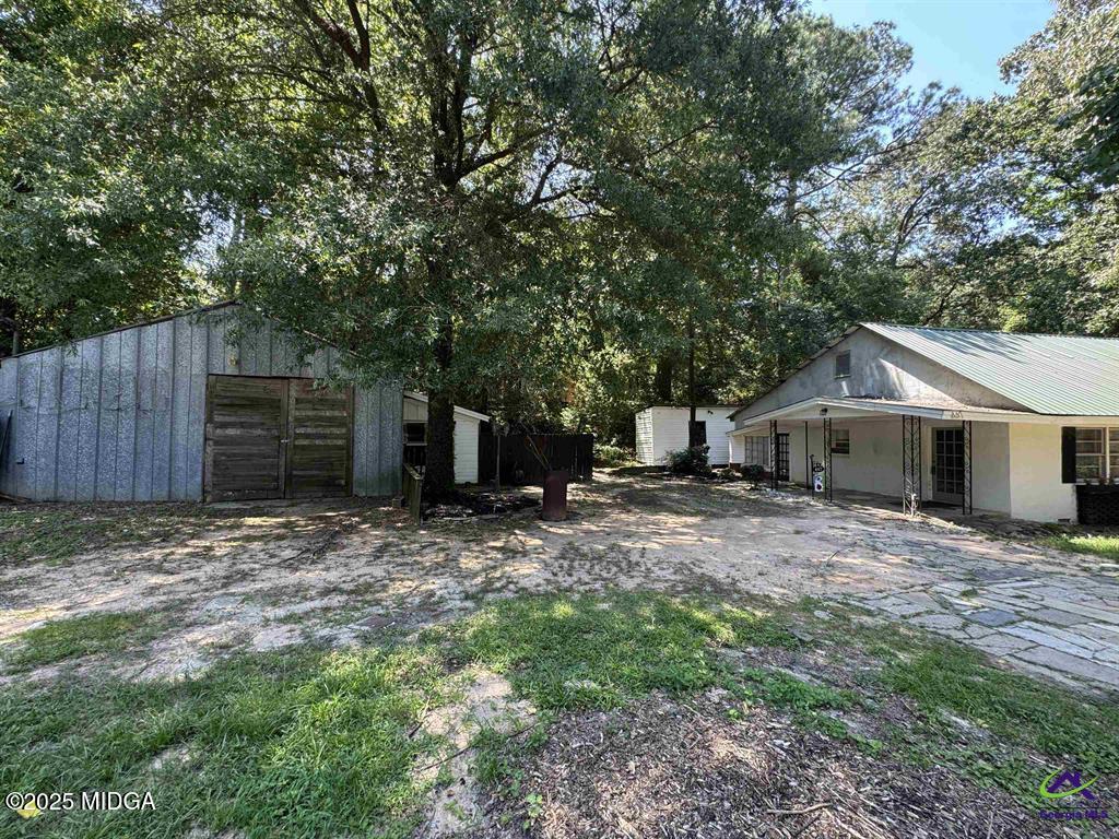 447 Hillside Lane