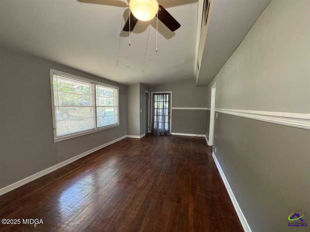 447 Hillside Lane