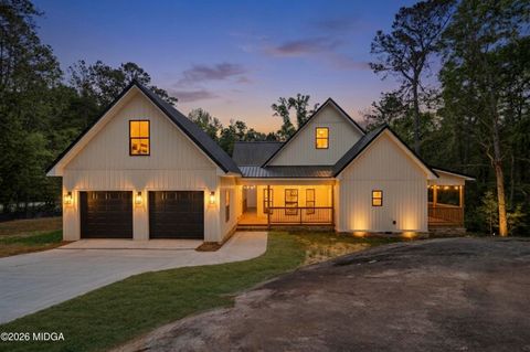 272 Clinton Crossing Drive Gray GA 31032