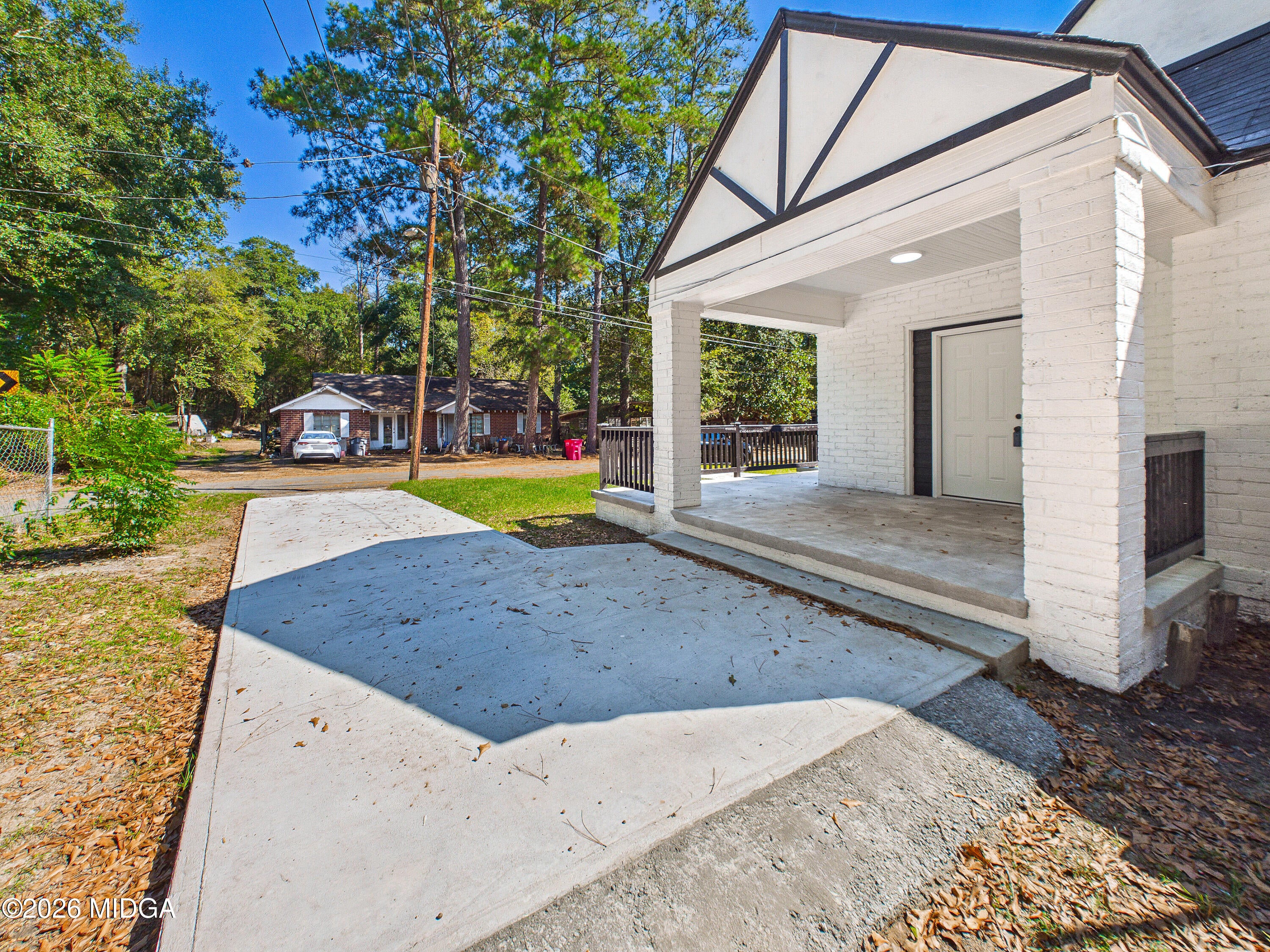896 Roseview Drive