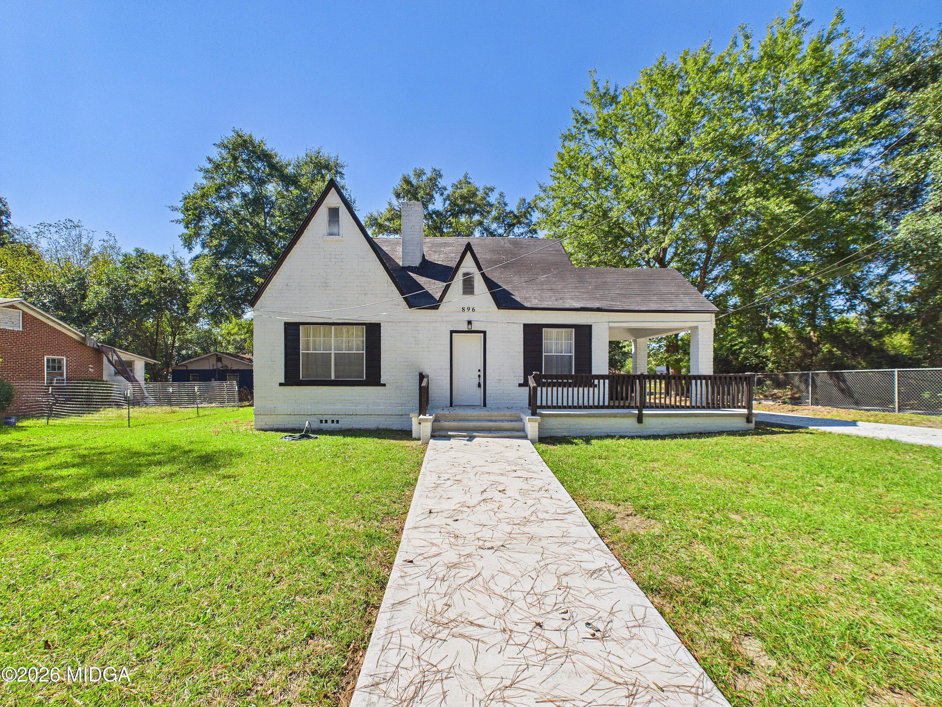 896 Roseview Drive