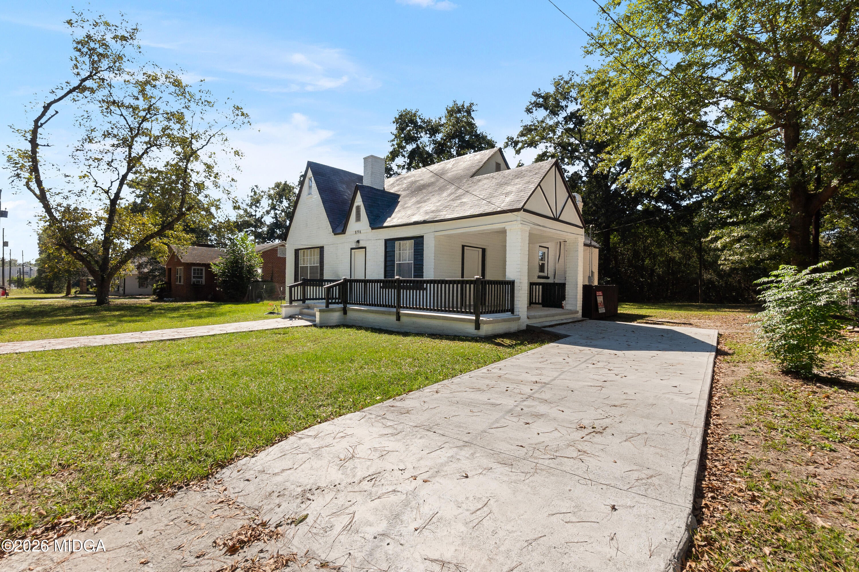 896 Roseview Drive