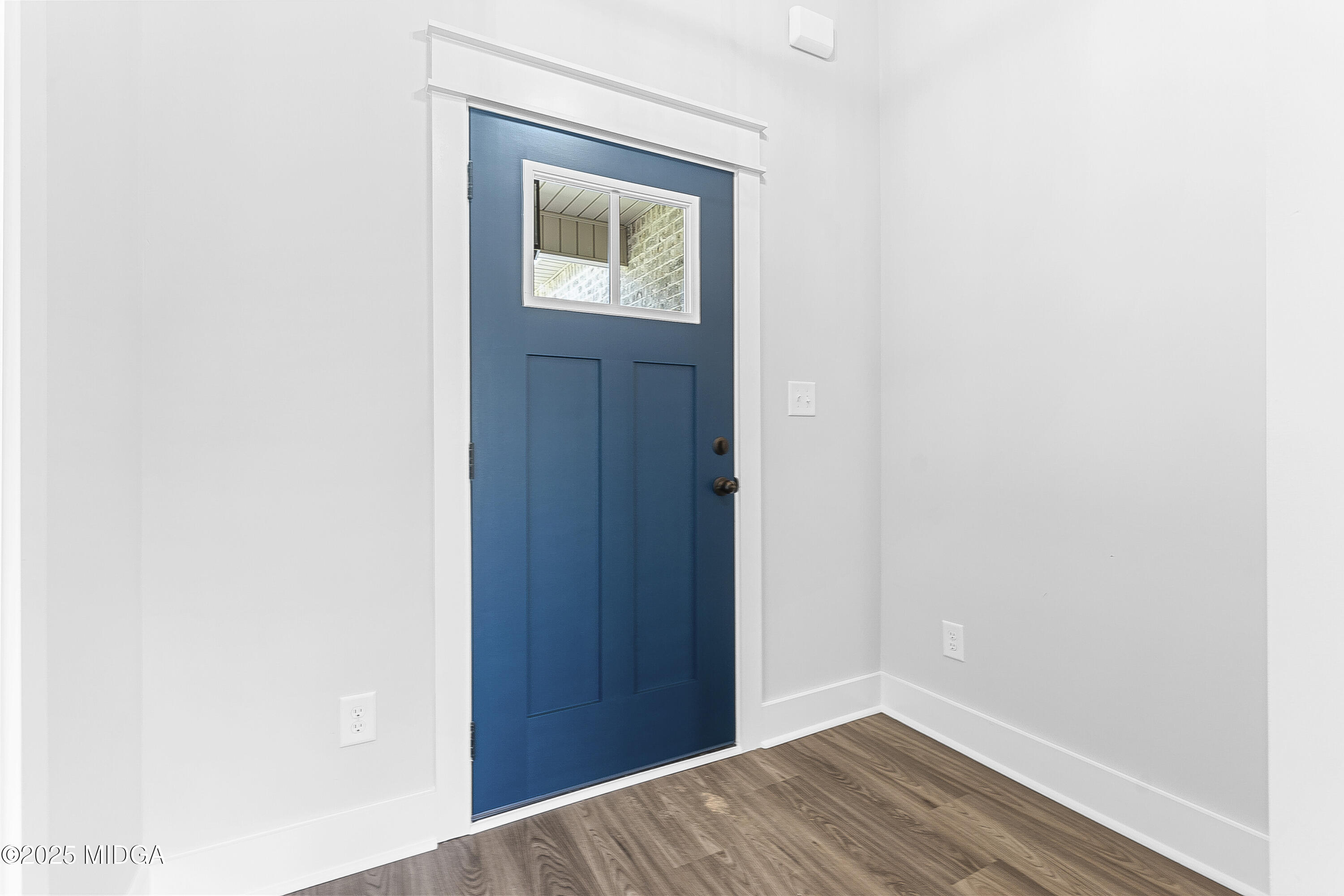 208 Willowbrook Lane