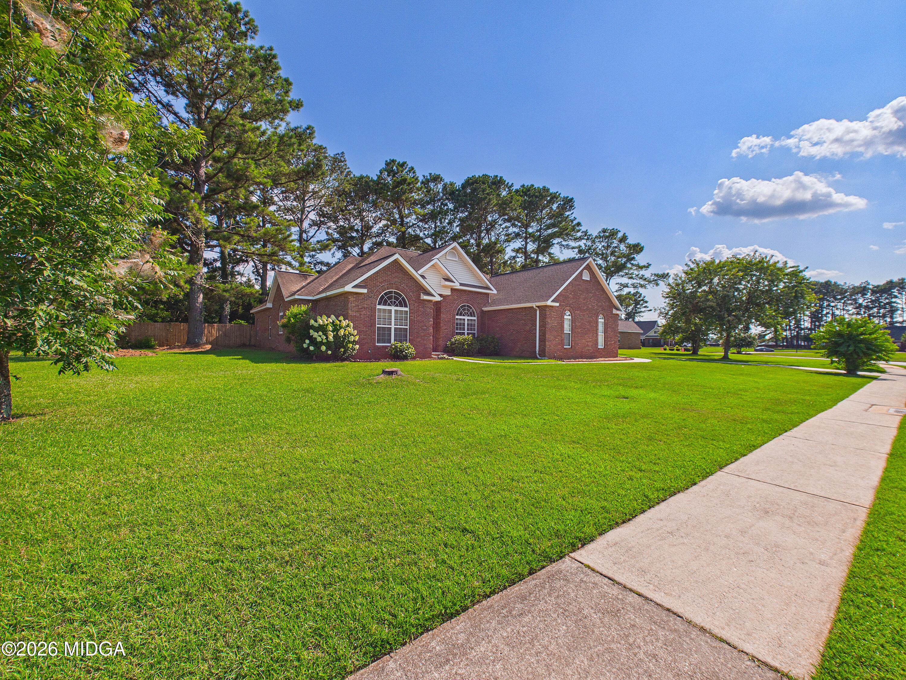 503 Victoria Circle
