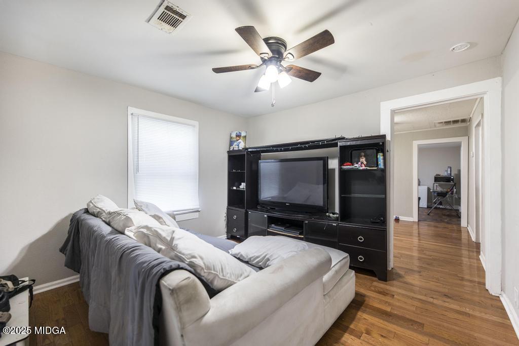 3242 evergreen Drive