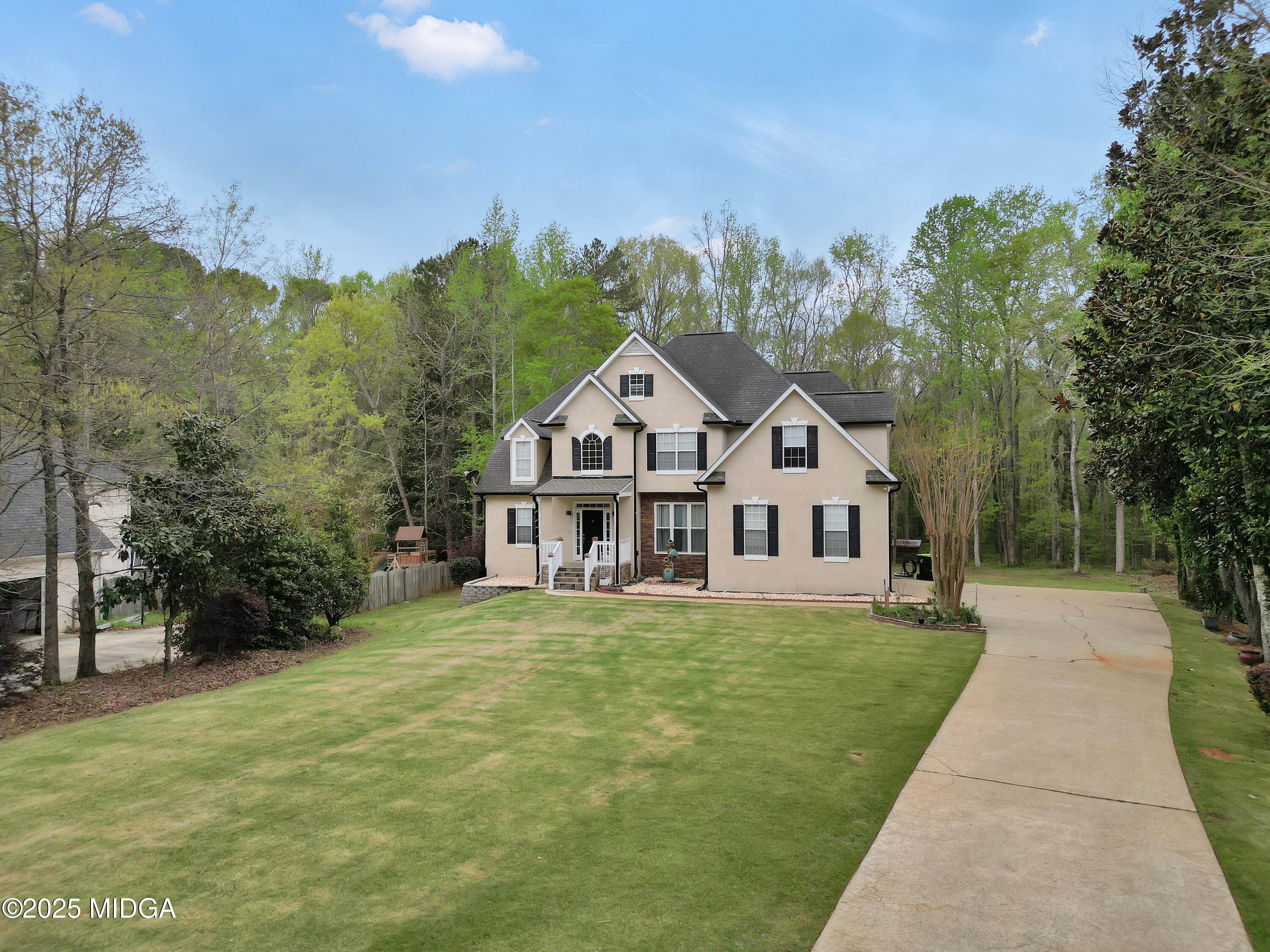 70 Barrington Farms Court