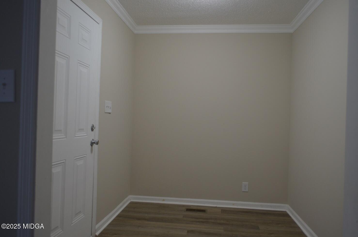 2671 Fringe Circle