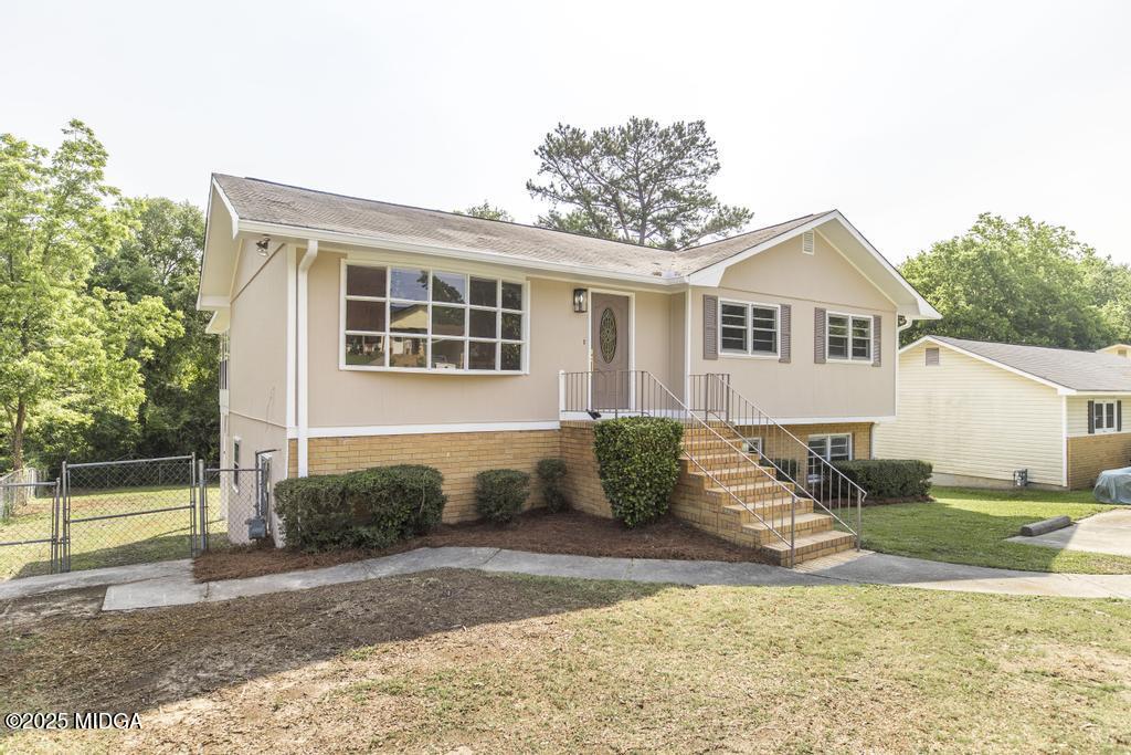 2235 Arrowwood Drive
