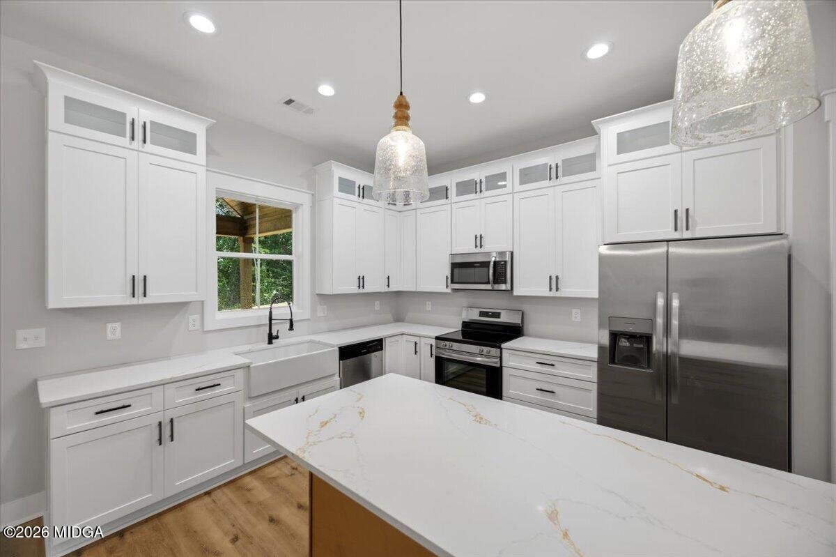 1273 English Road