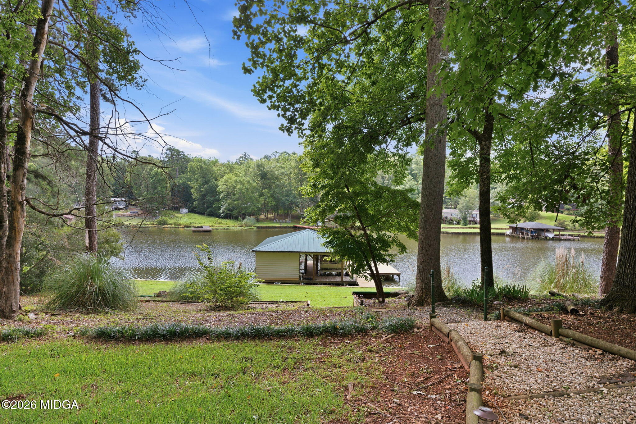 91 Lakeview Circle