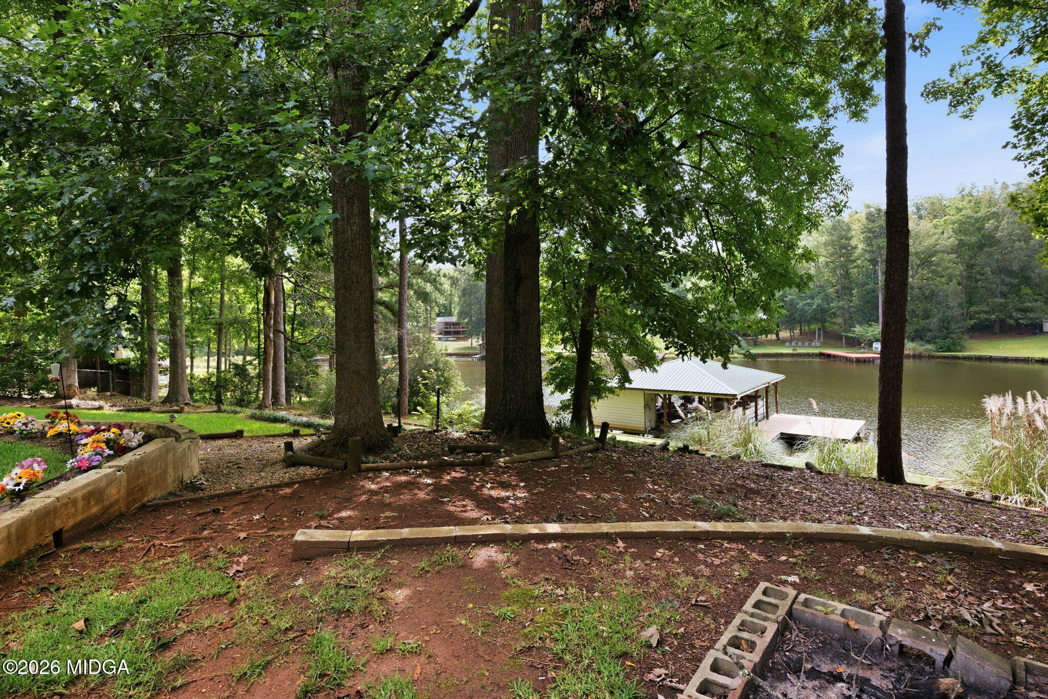 91 Lakeview Circle