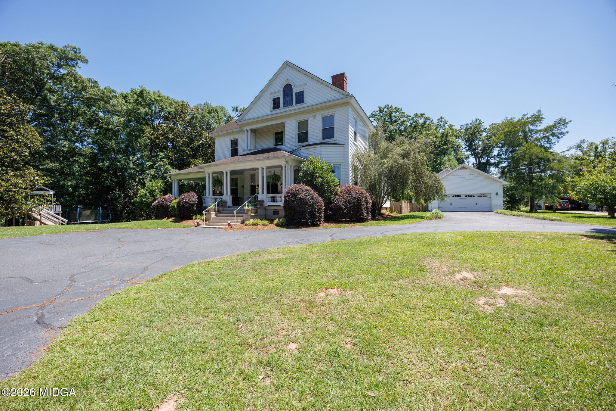200 W Main Street