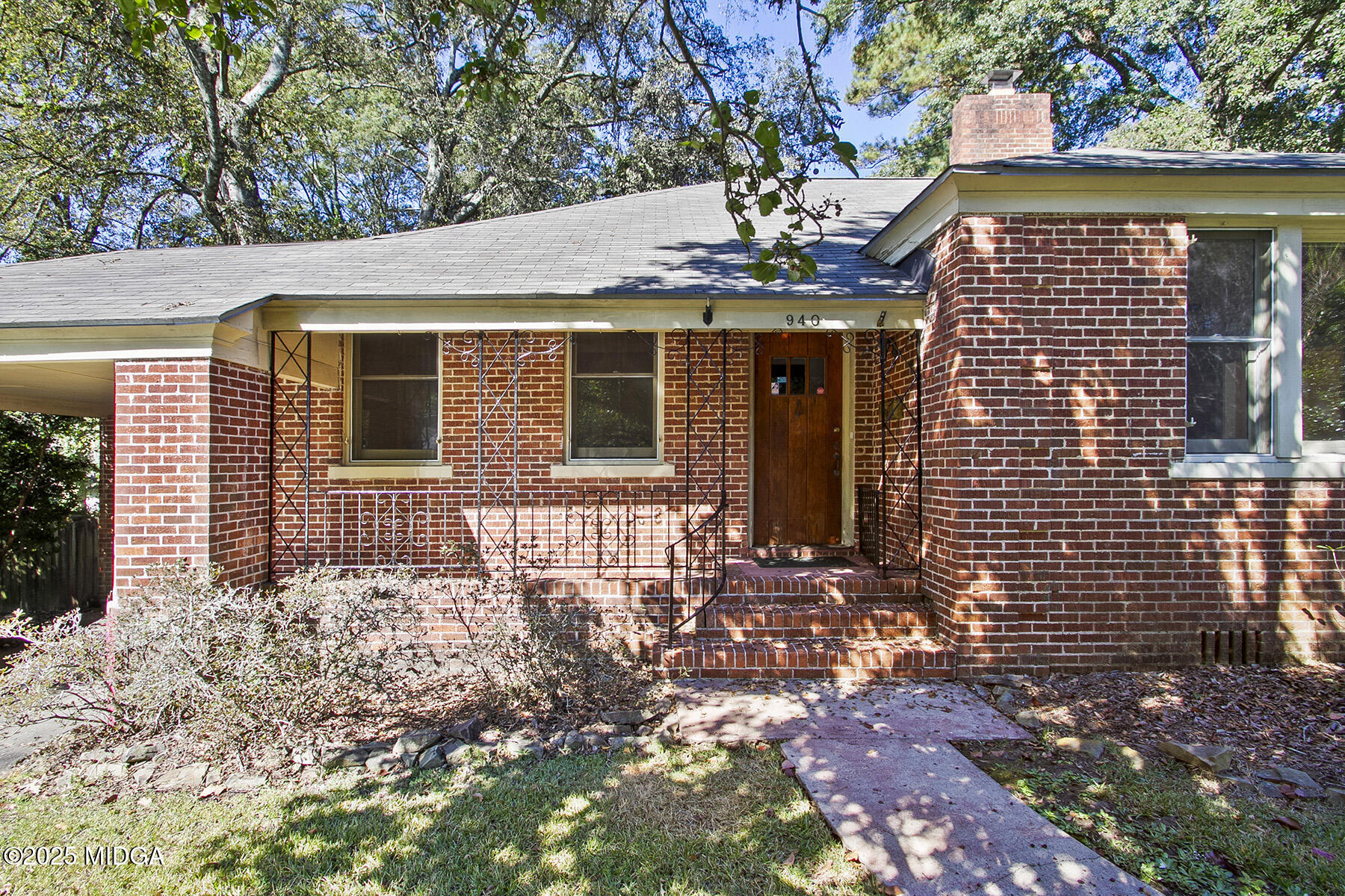 940 Curry Drive