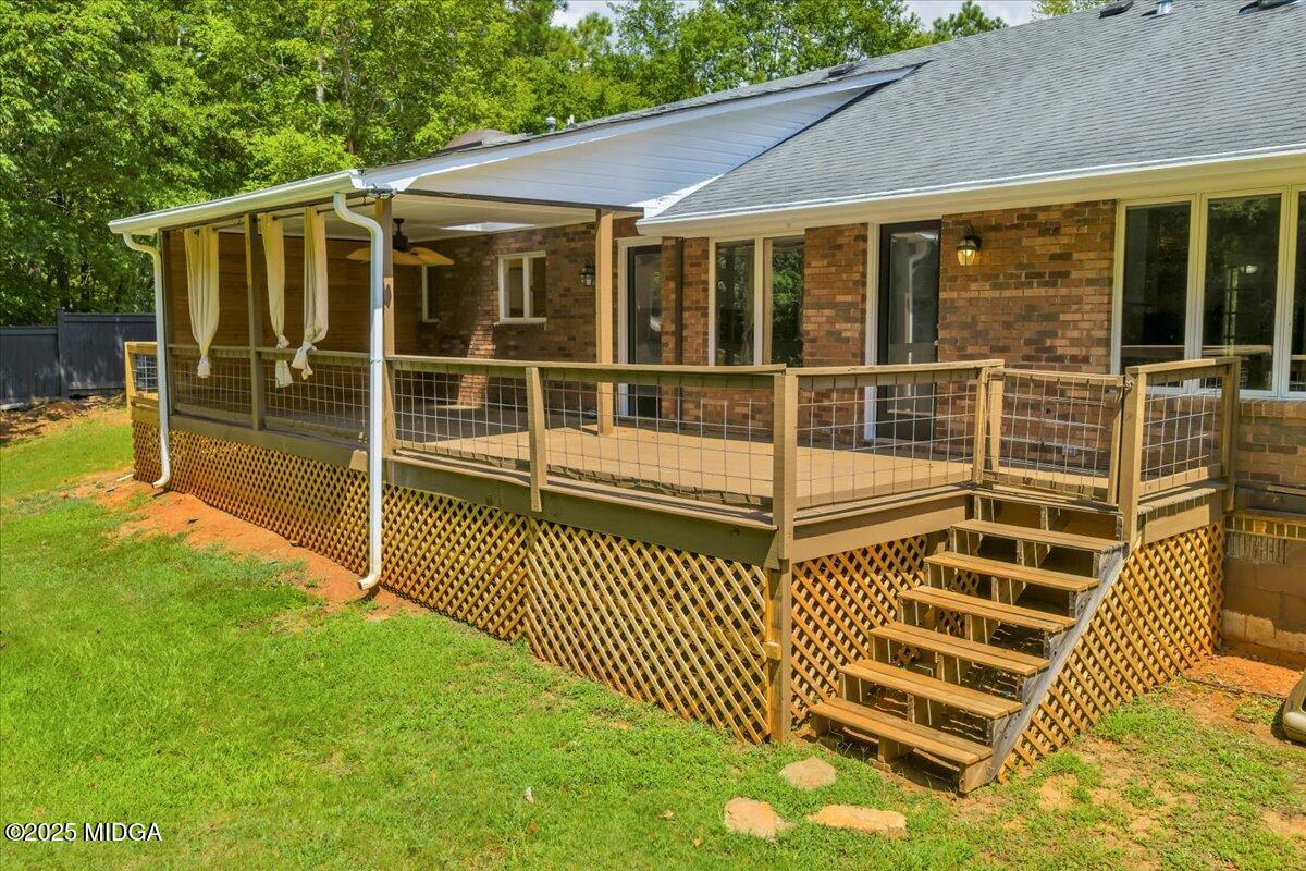 298 Lakeridge Court