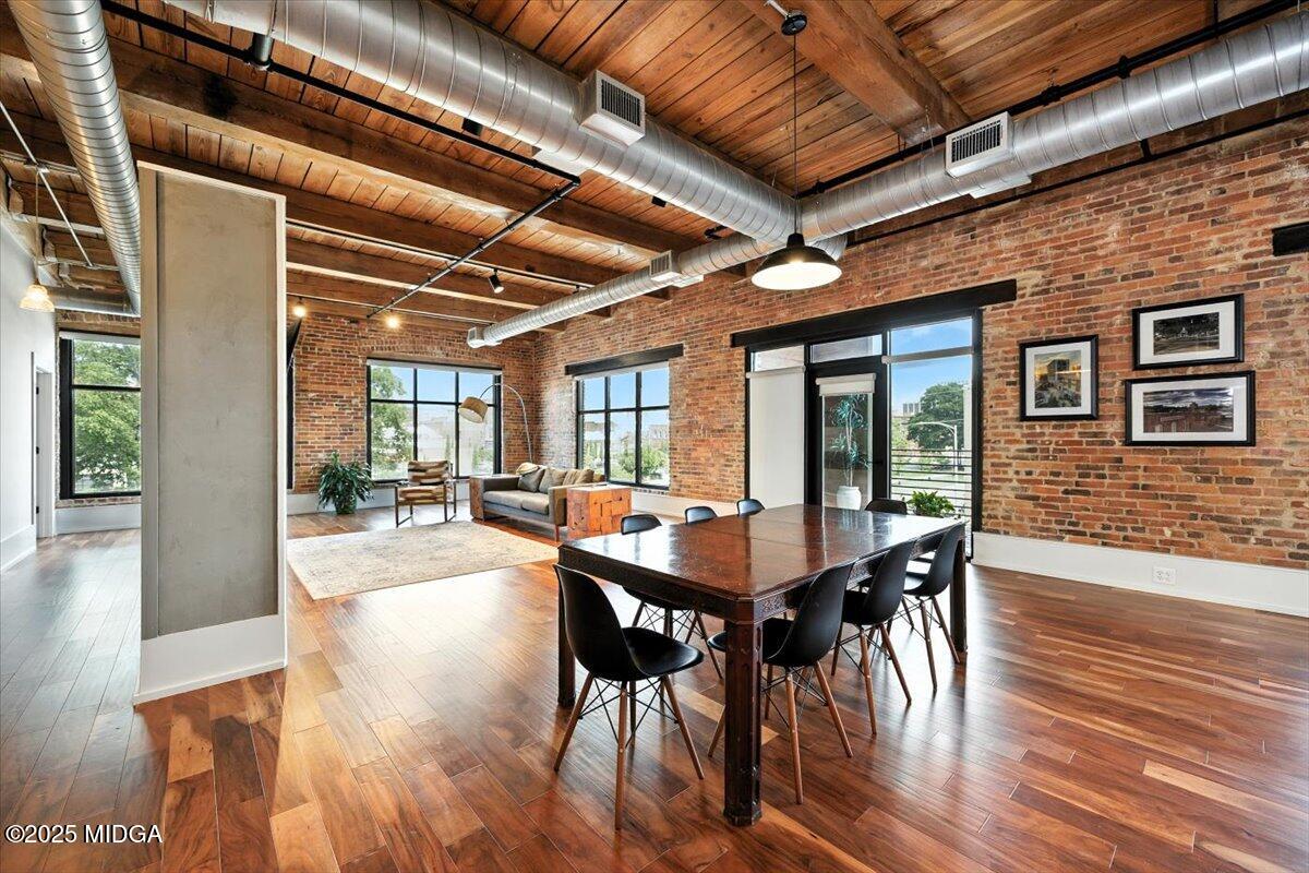 598 3Rd Street 2100