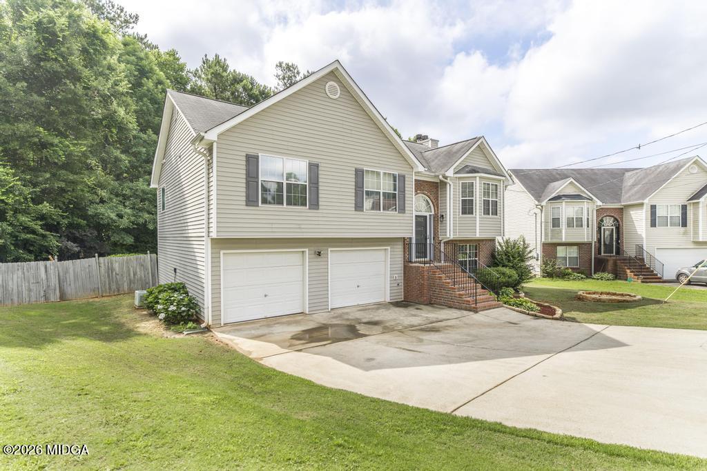 2757 Luke Drive