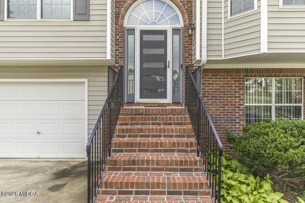2757 Luke Drive