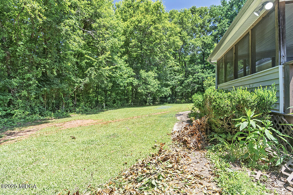 320 Oakridge Drive