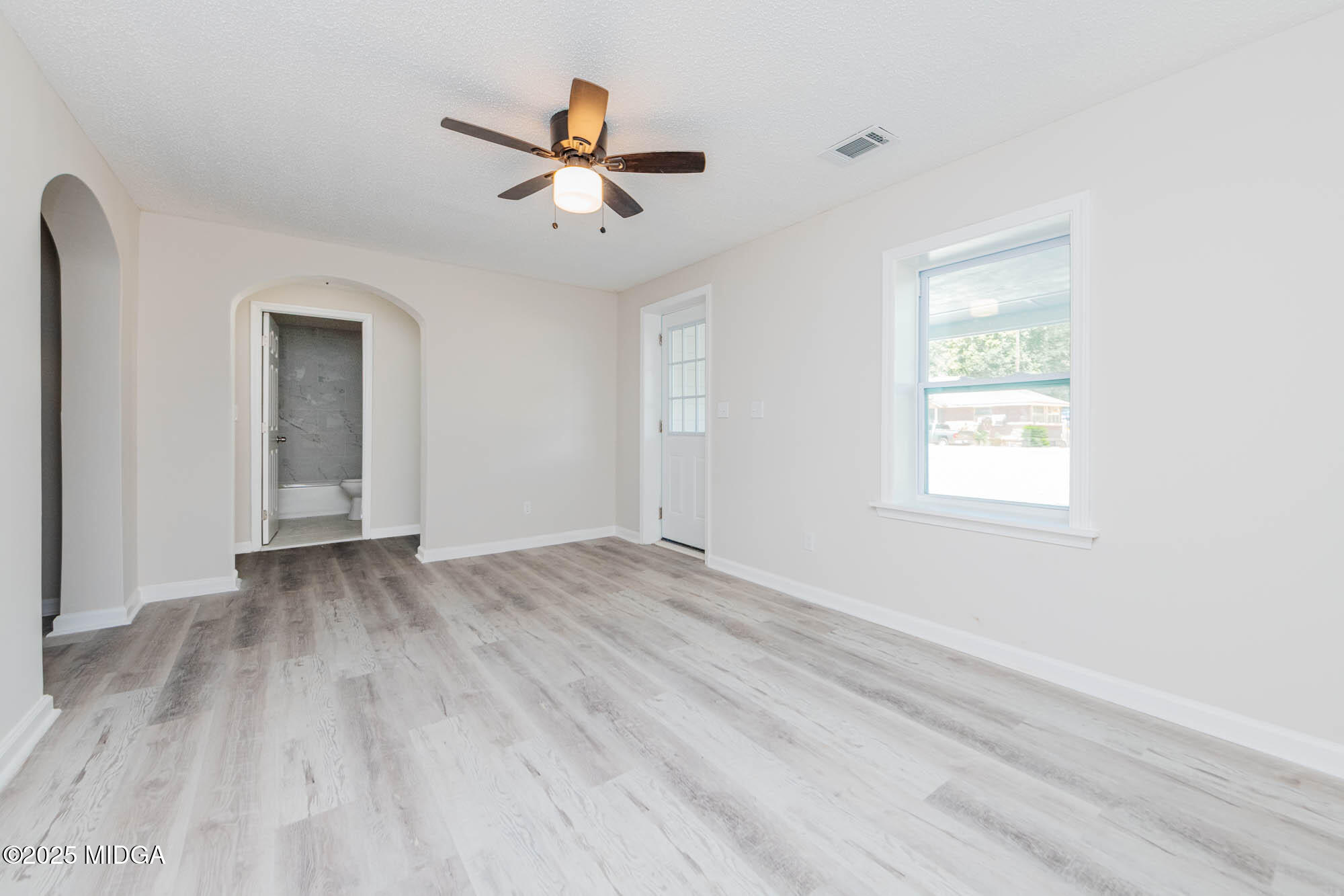 3584 Log Cabin Drive