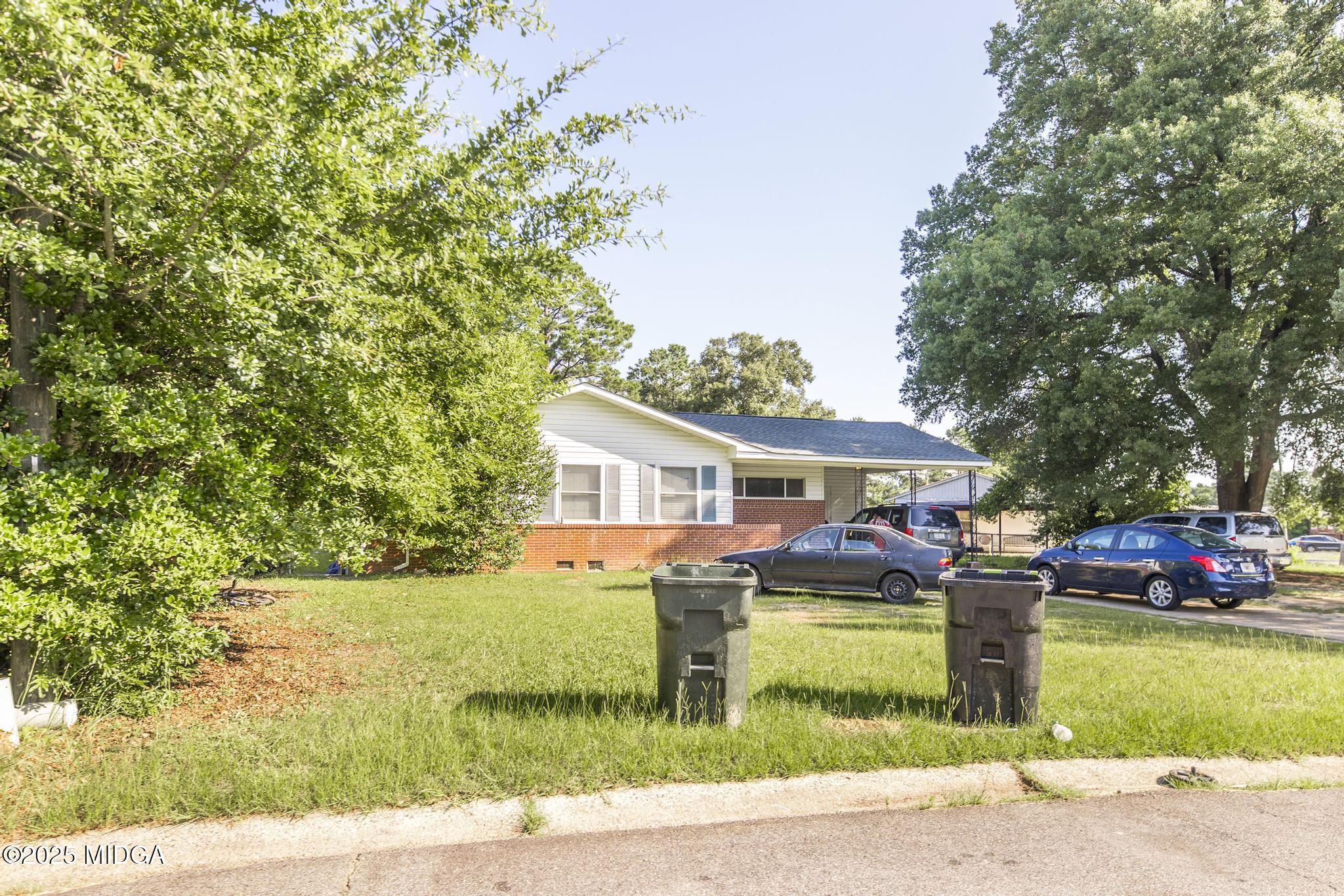 211 Utah Avenue