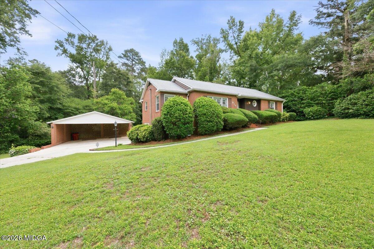 816 Winchester Circle