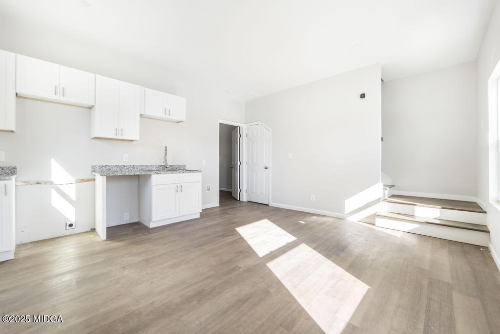 3206 Kingston Court