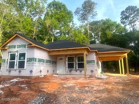 327 Peach Circle Fort Valley GA 31030