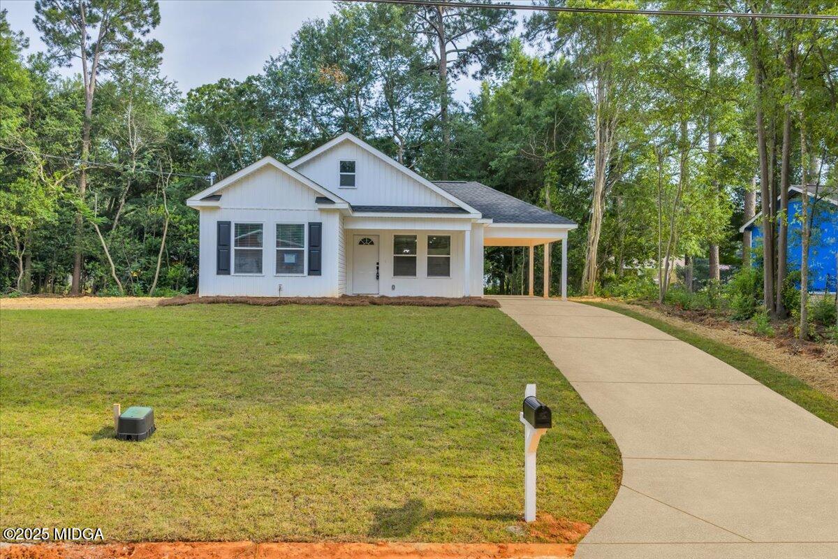327 Peach Circle