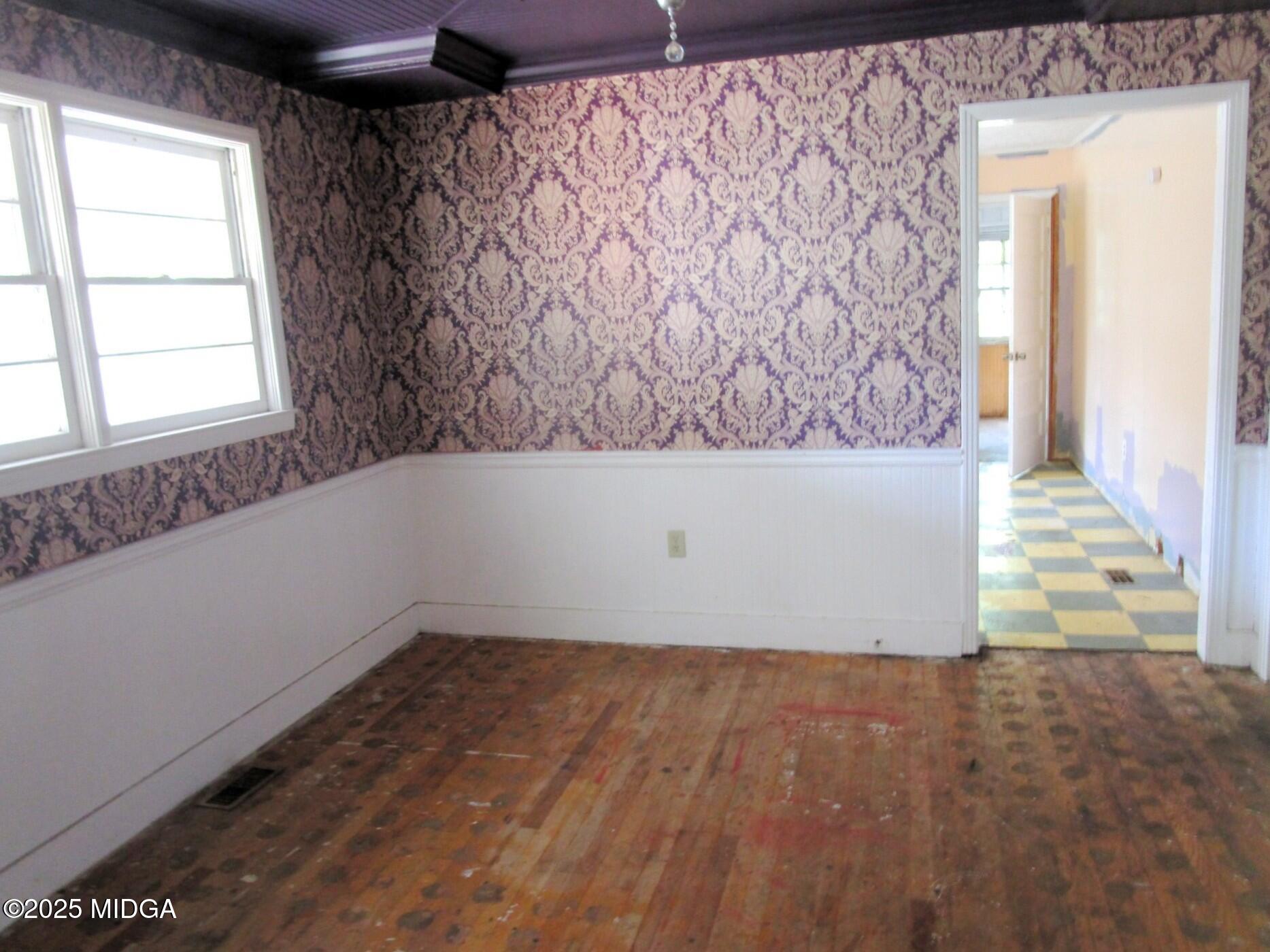 160 Elam Street