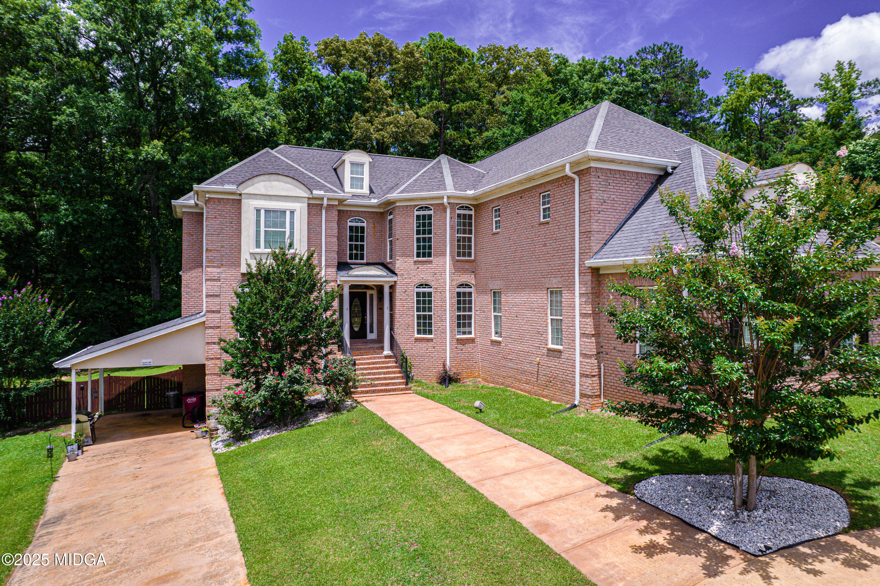 513 Litchfield Drive