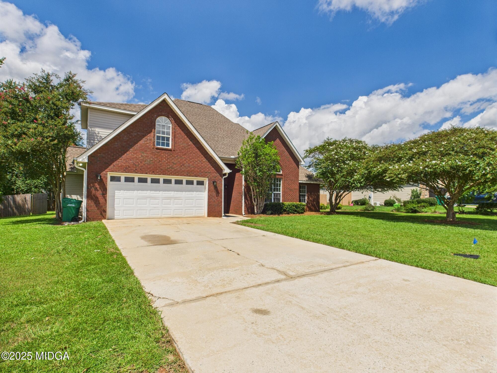 128 Holly Pointe