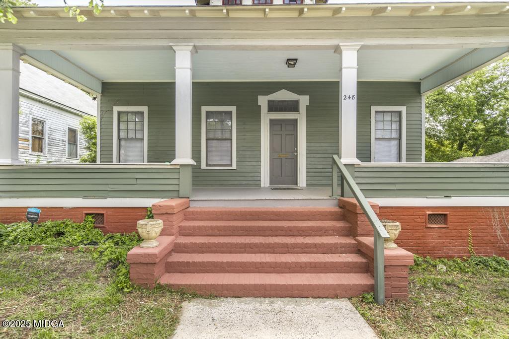 248 Clisby Place