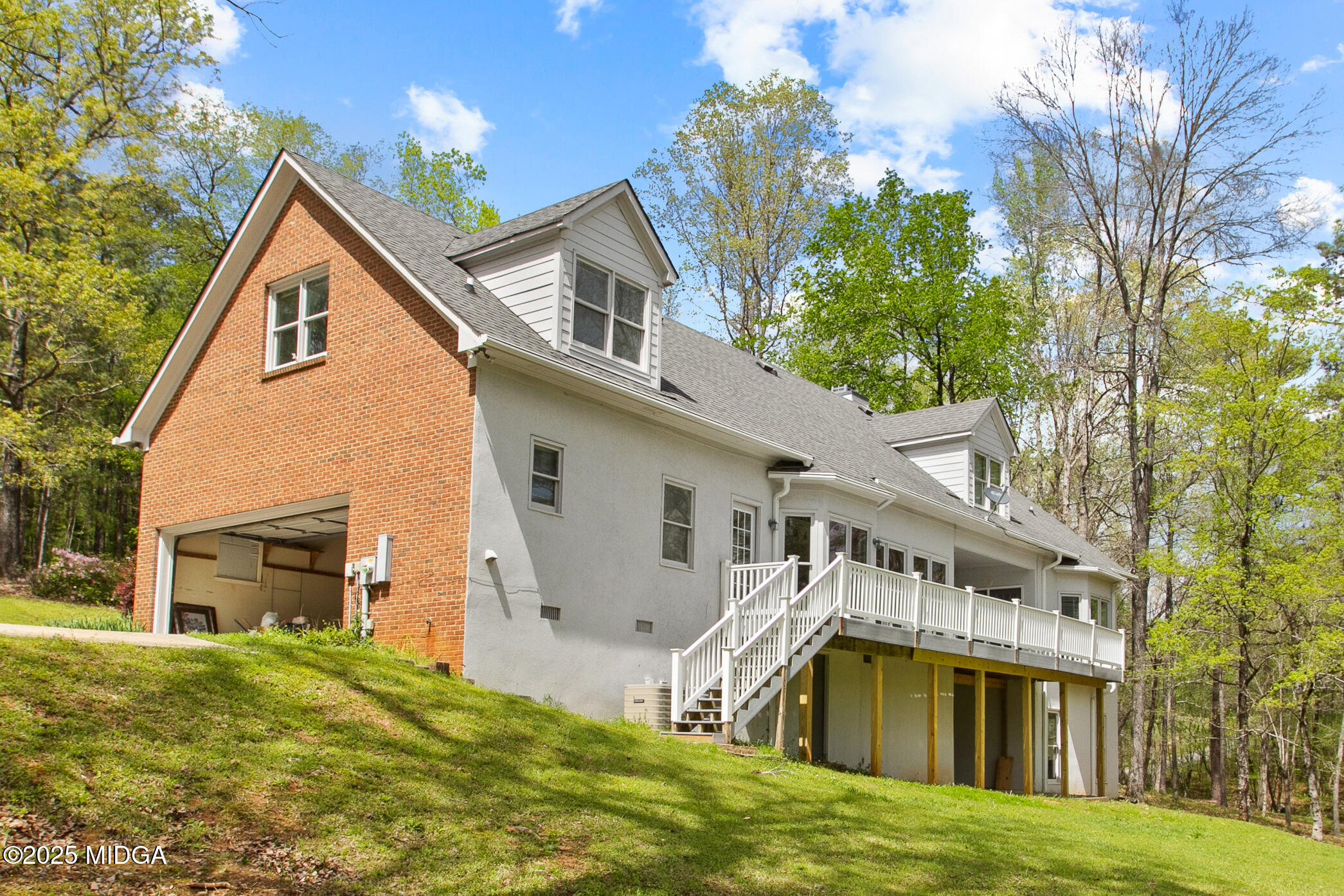 125 Tumbling Shoals Drive