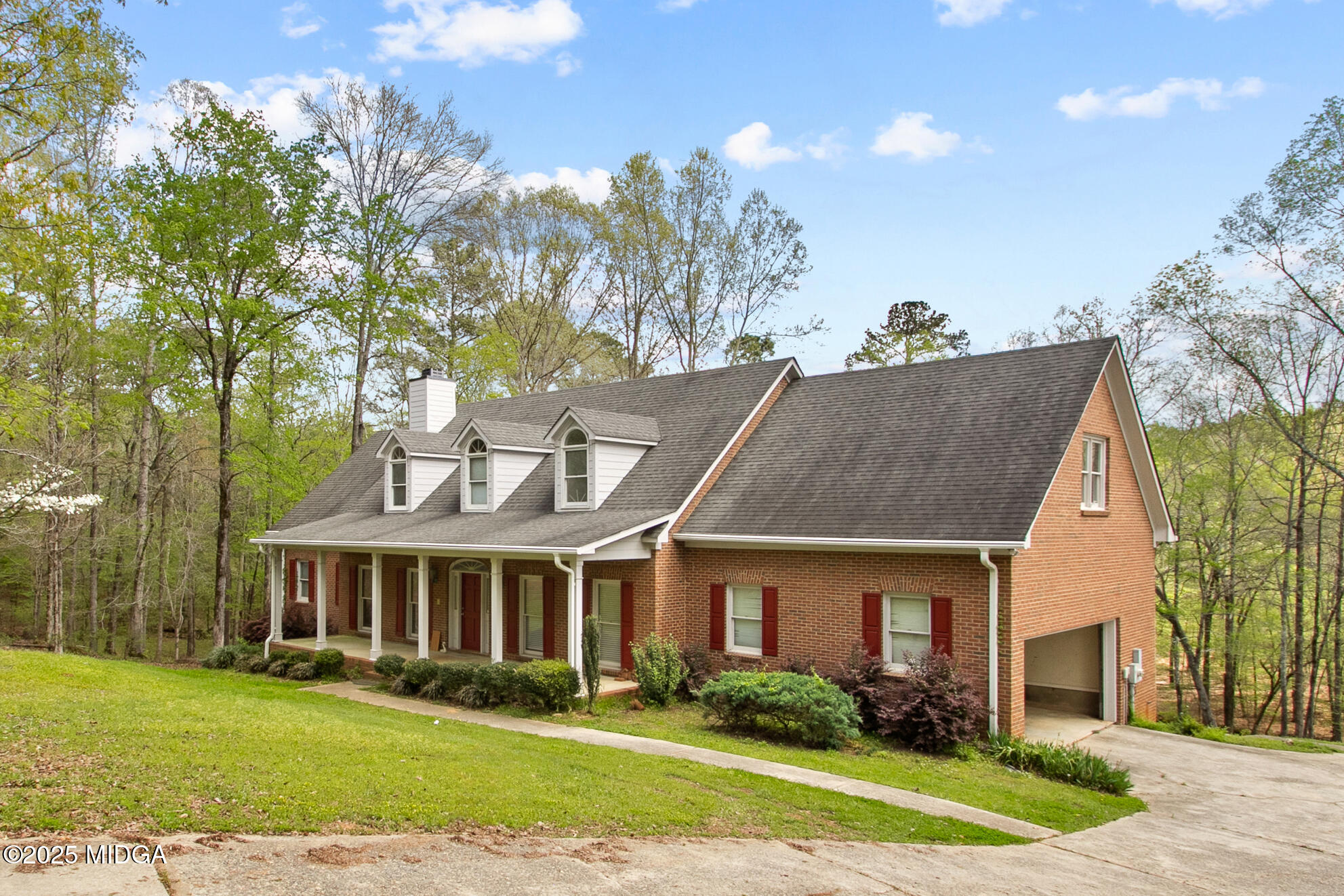 125 Tumbling Shoals Drive