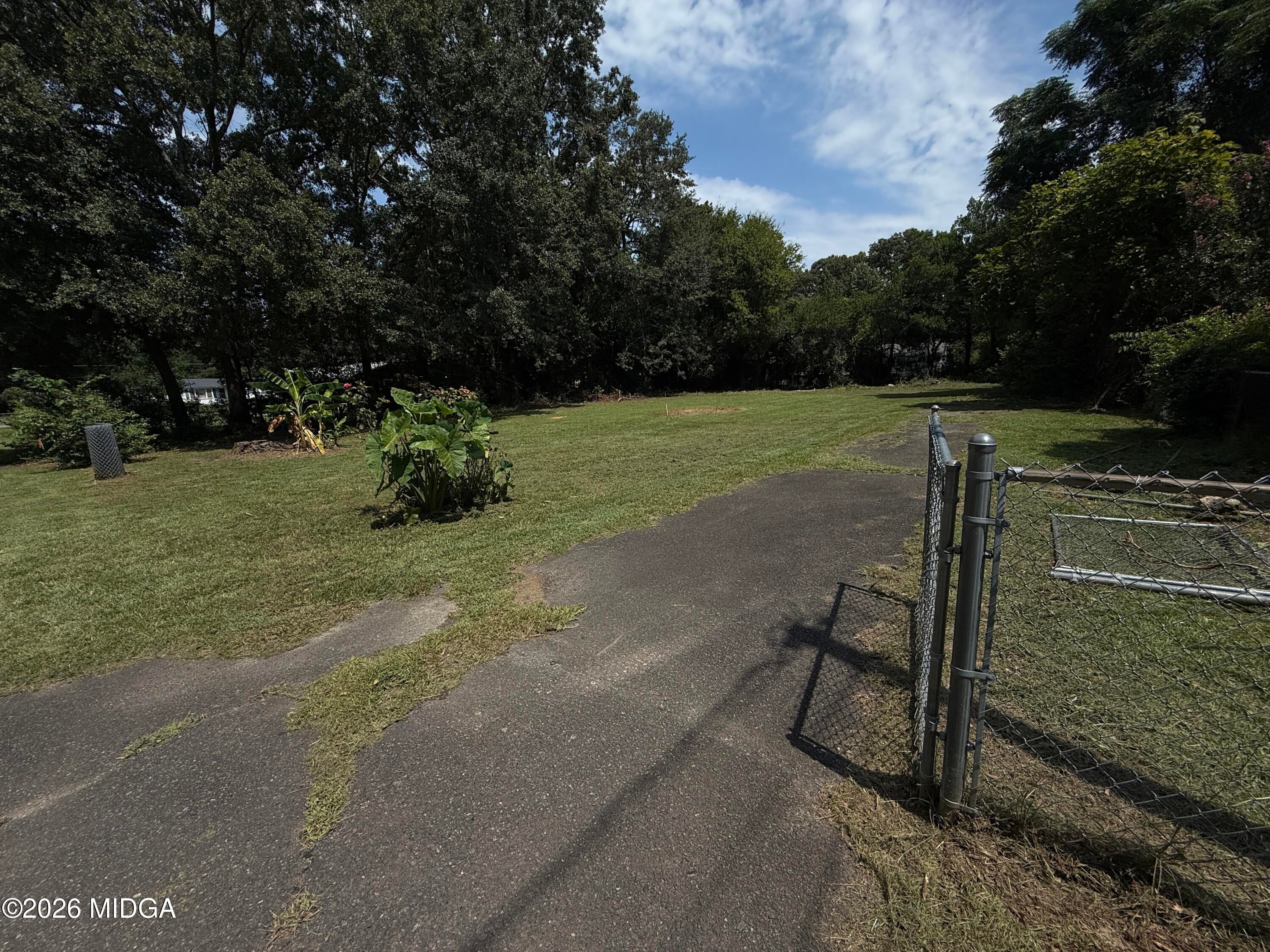 140 E Virginia Avenue