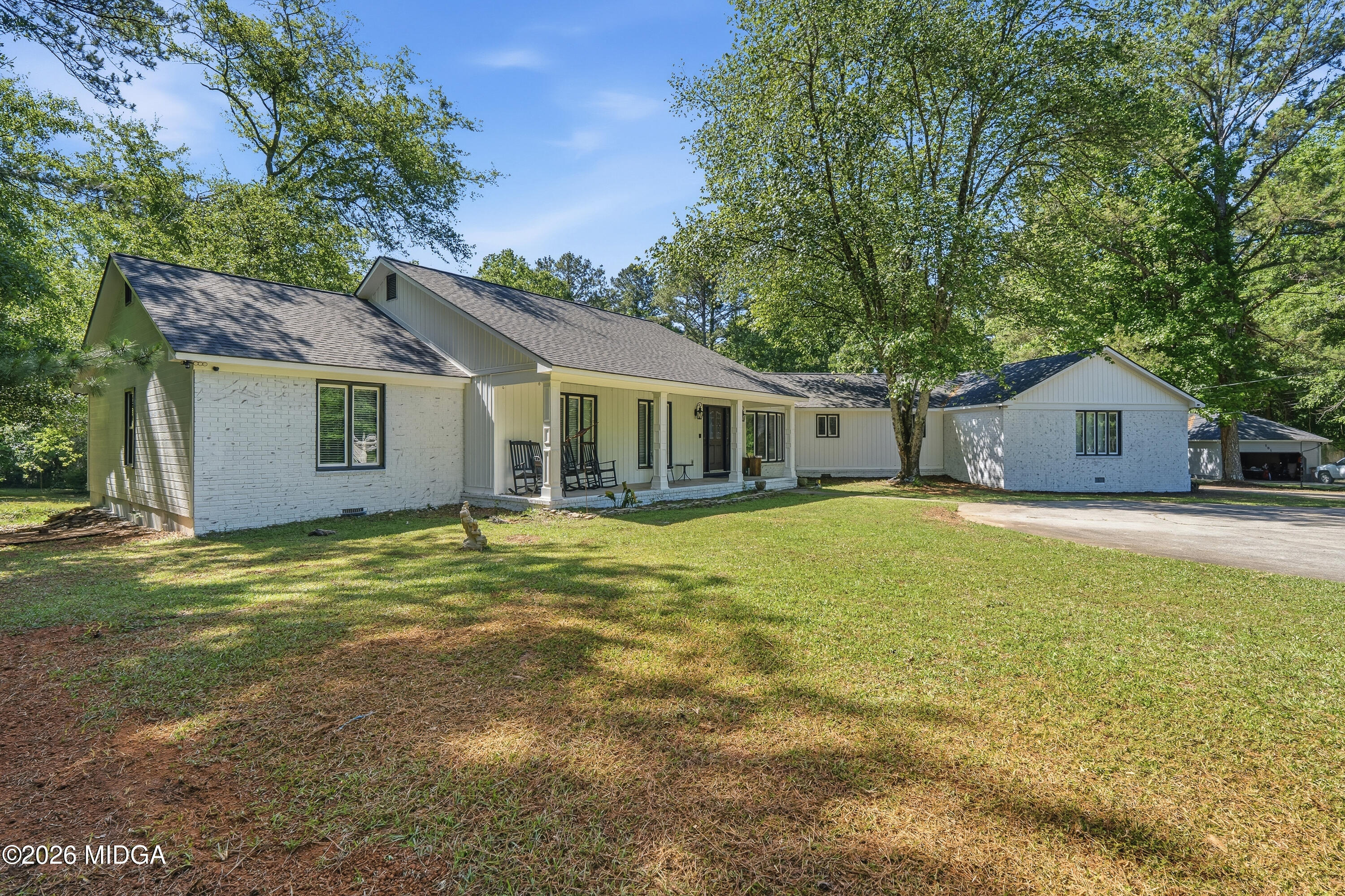 160 Von Ron Drive