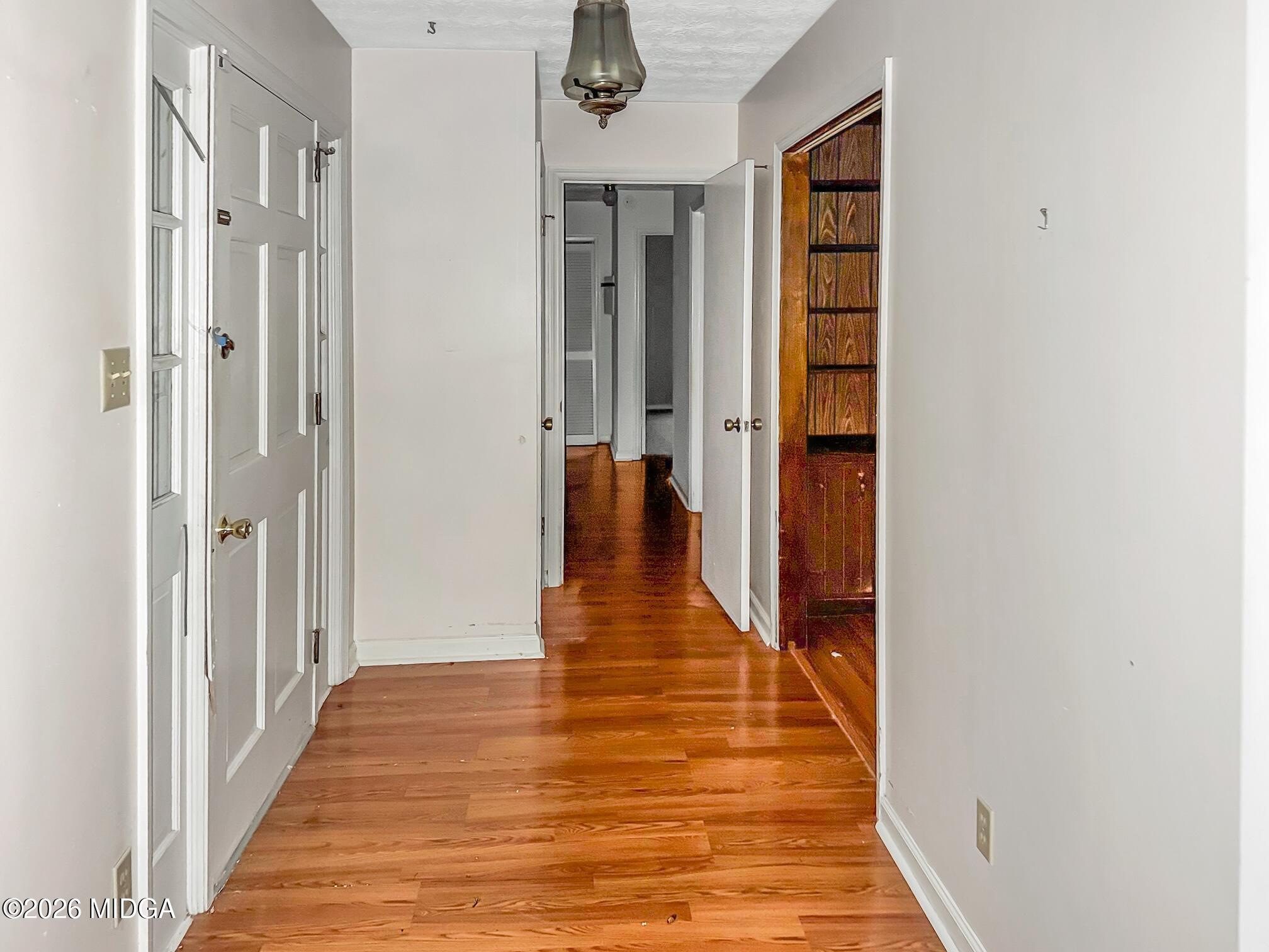4115 Lantern Lane