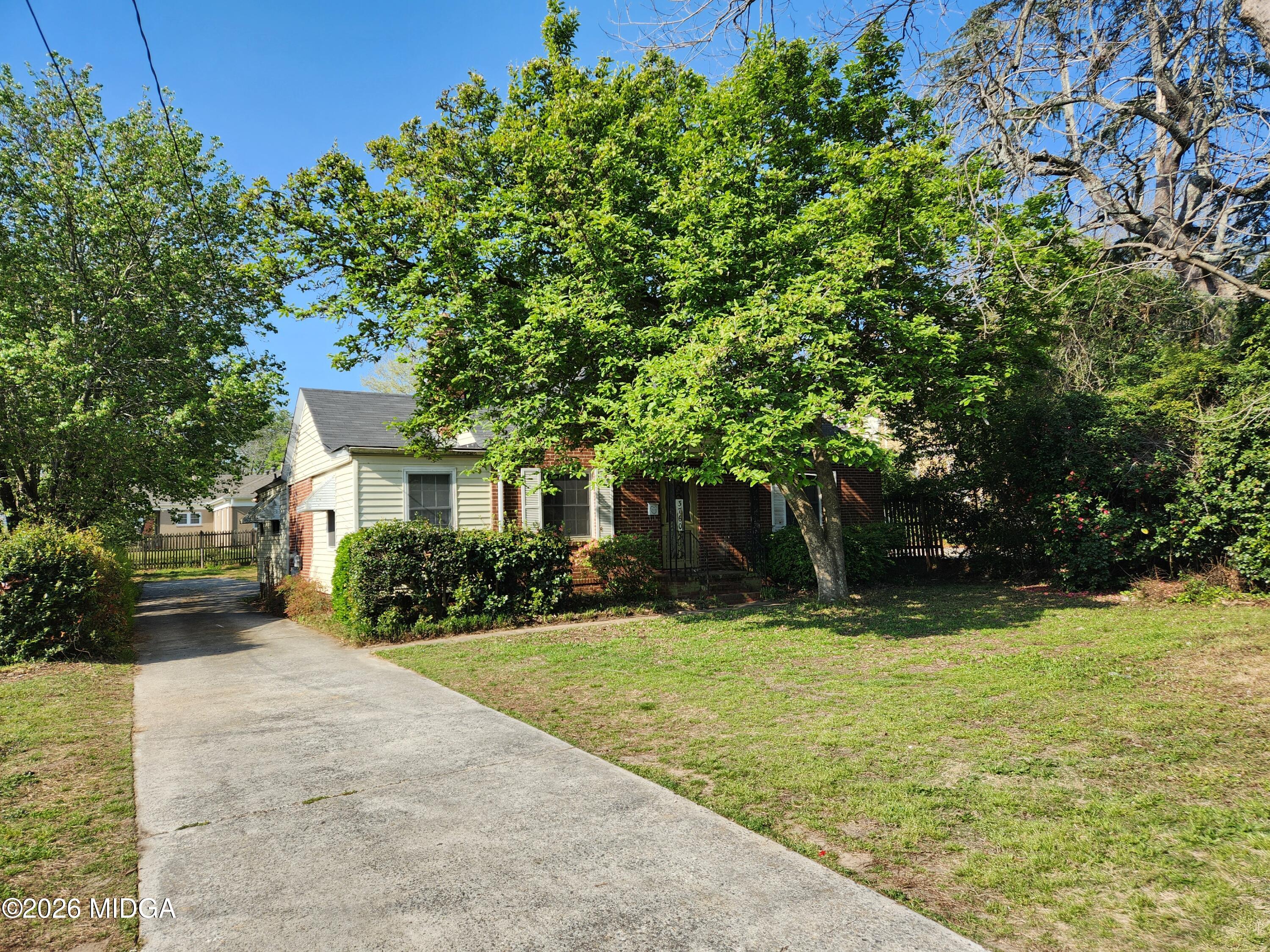 3760 Vineville Avenue