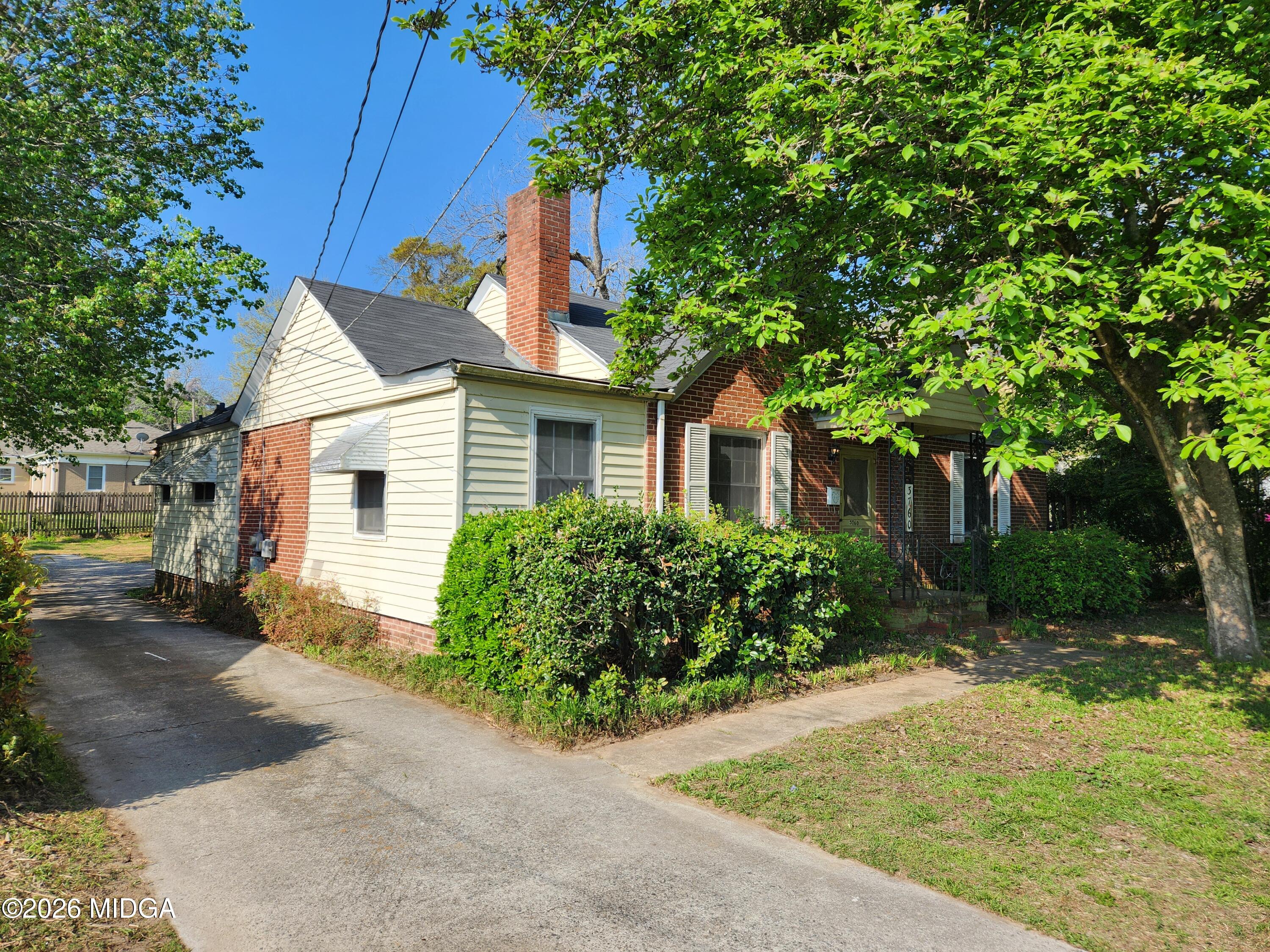 3760 Vineville Avenue