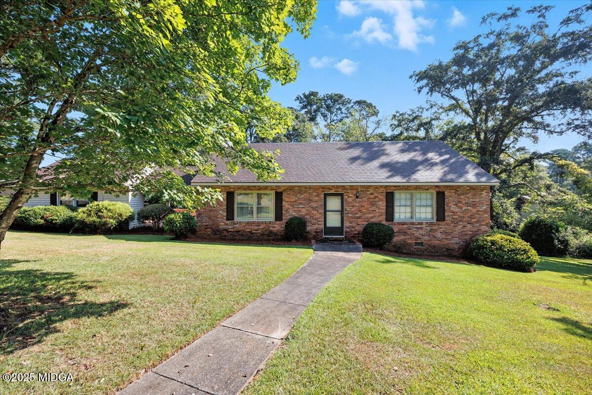 1141 Darlington Drive