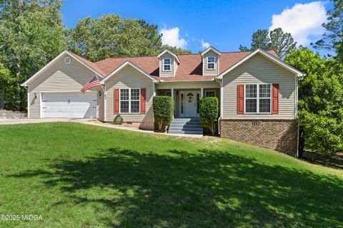 206 Twin Lakes Court Byron GA 31008