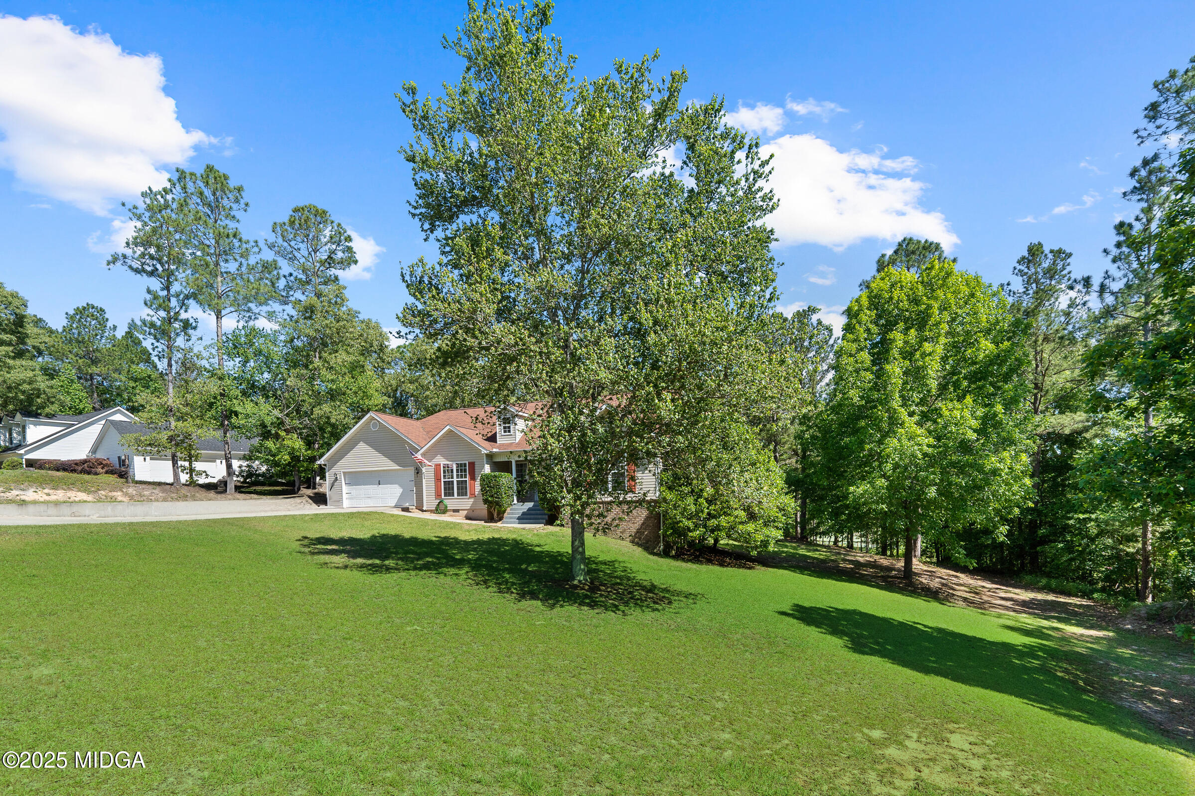 206 Twin Lakes Court