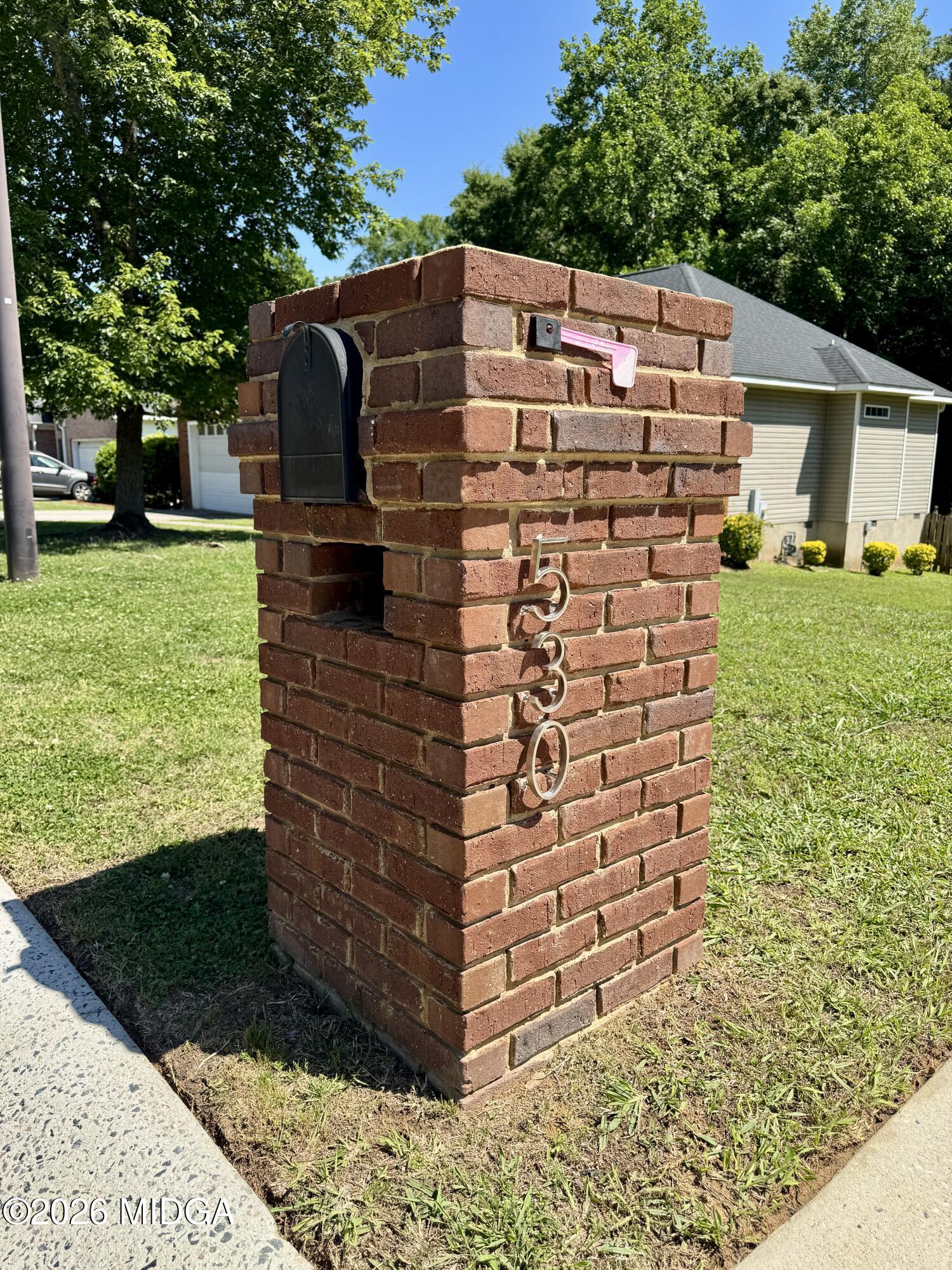 530 Sugarloaf Drive