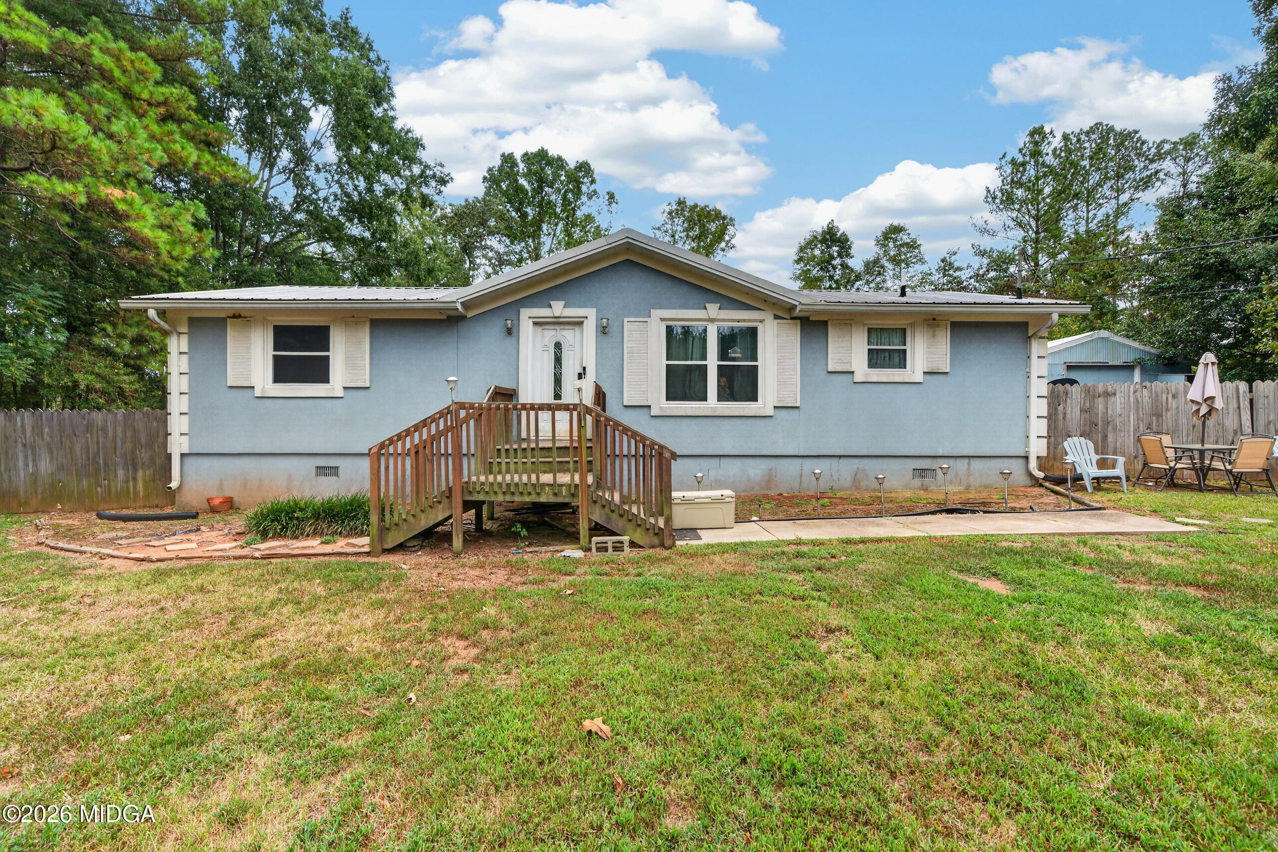 649 Twin Bridges Road SW